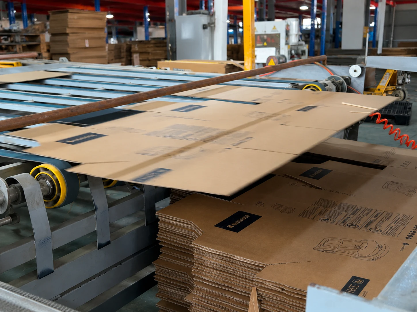 Packaging equipment and workspace