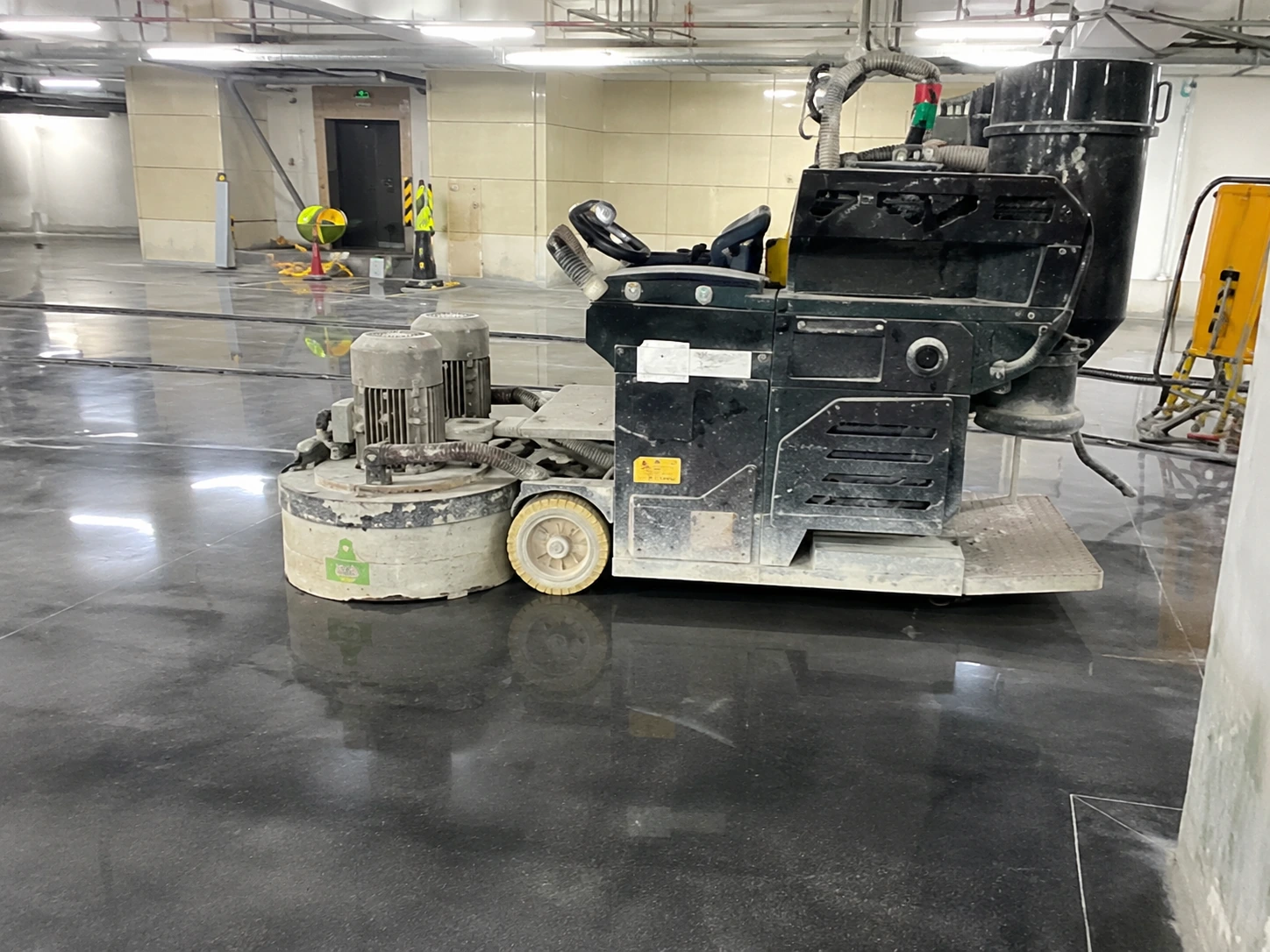 Concrete floor application case 2
