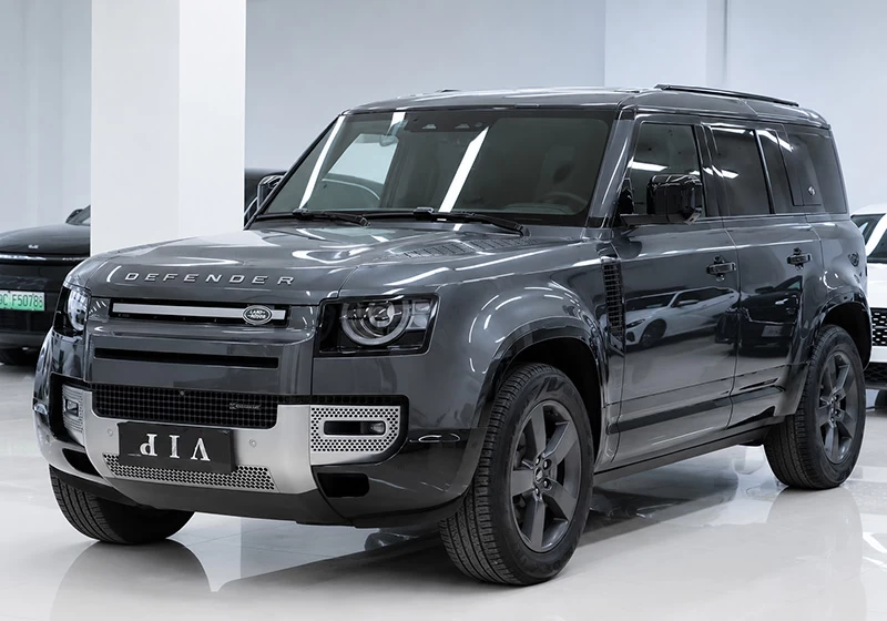 Land Rover Defender 2022