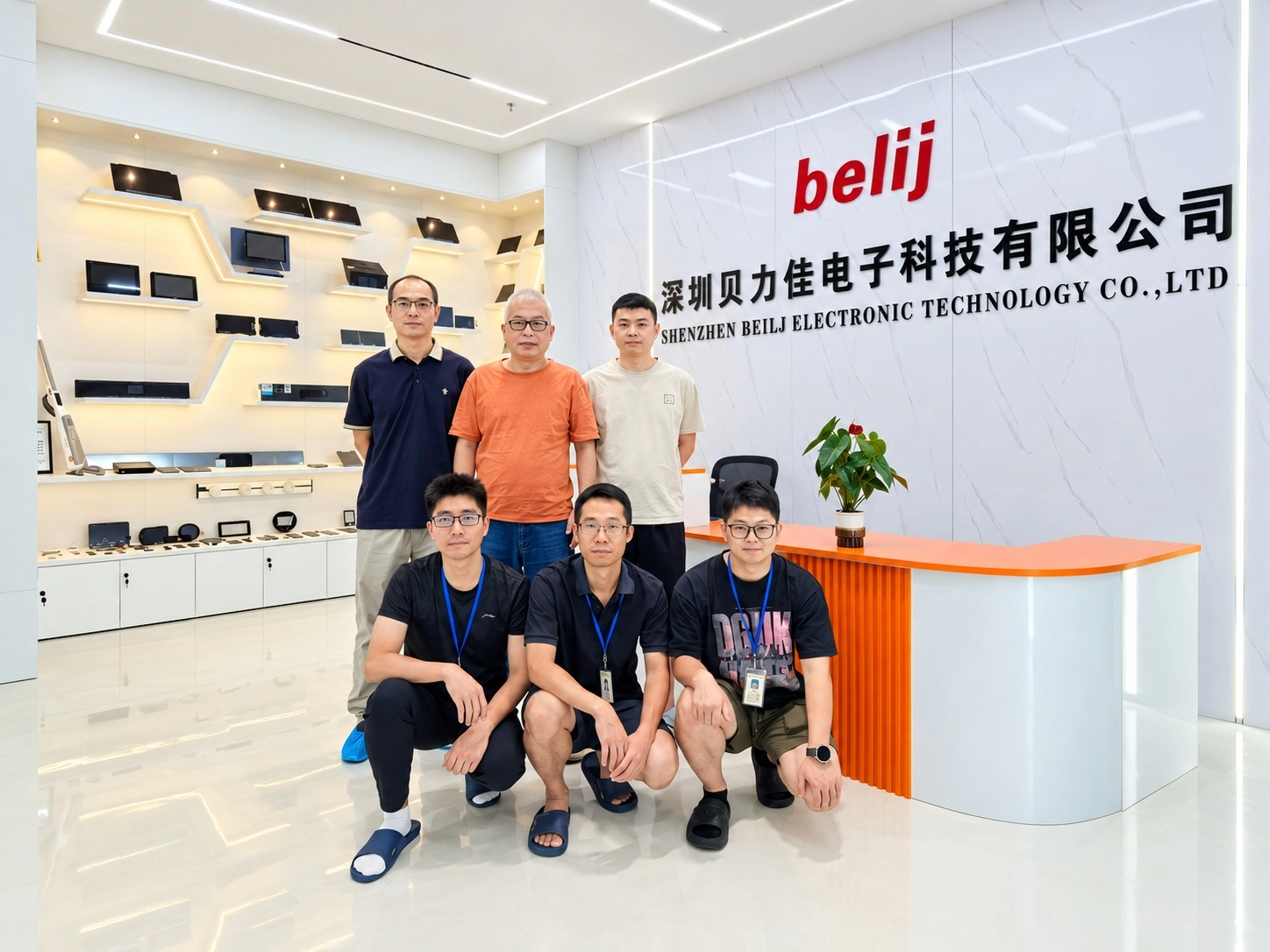 BELIJ Display in-house R&D and design team for custom display solutions