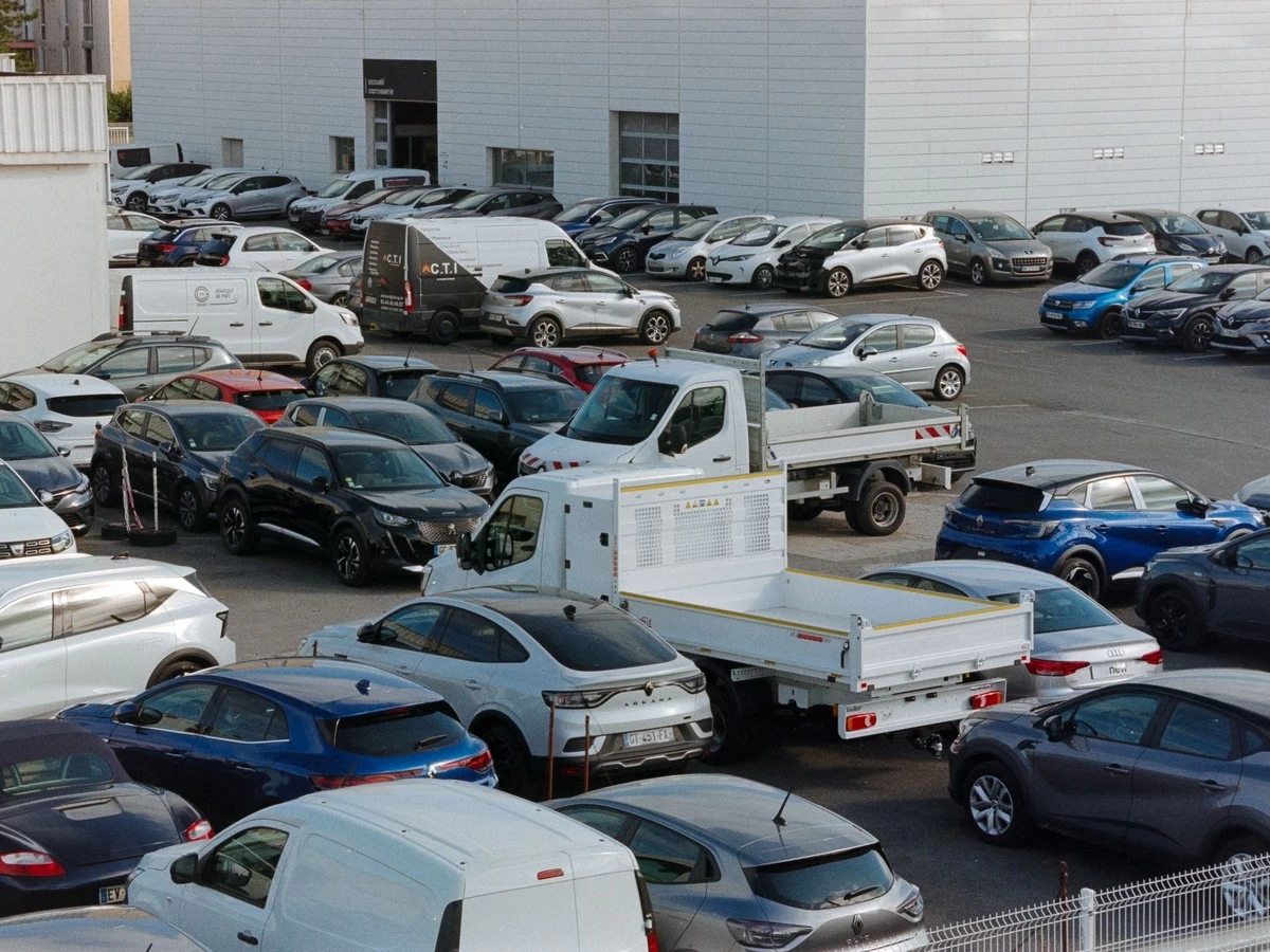 Organized Vehicle Inventory At Export Lot