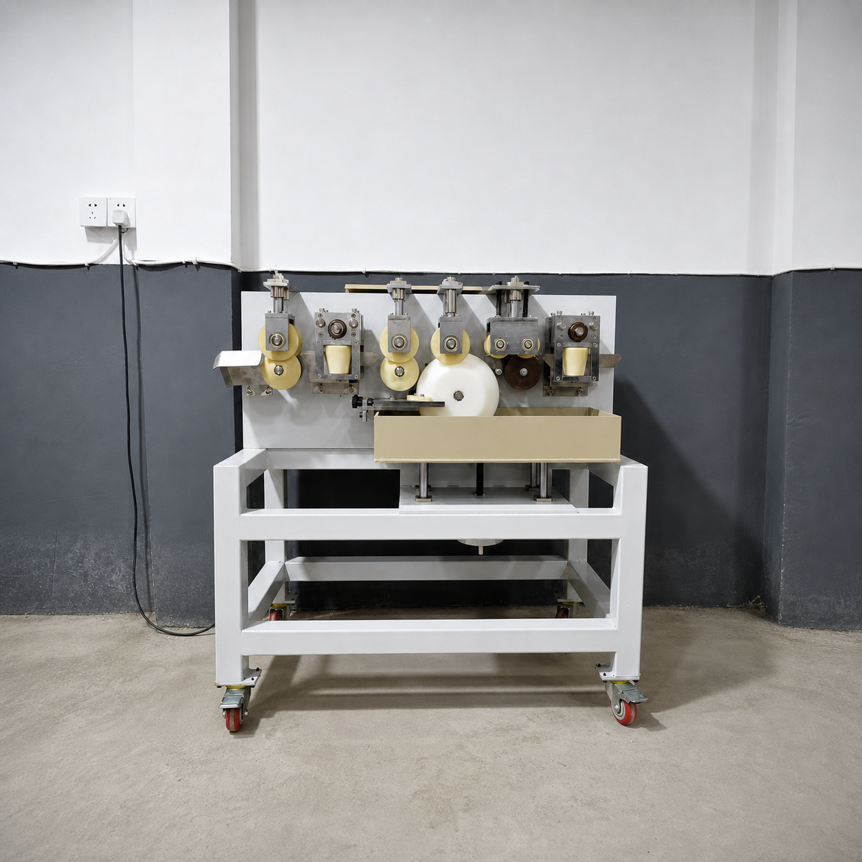 KTJ-6D Paper Corner Protector Coating Machine - main product view