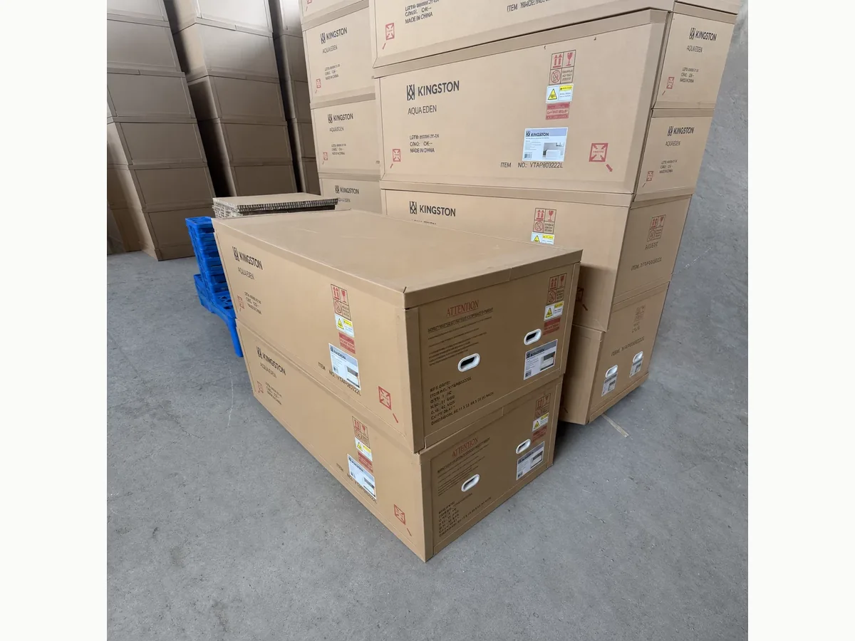 Custom honeycomb equipment case during packaging development