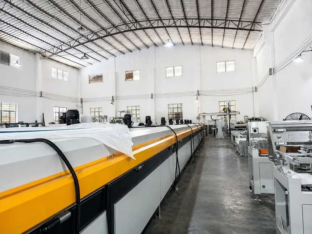 Enclosed industrial equipment installed in the YISEN workshop