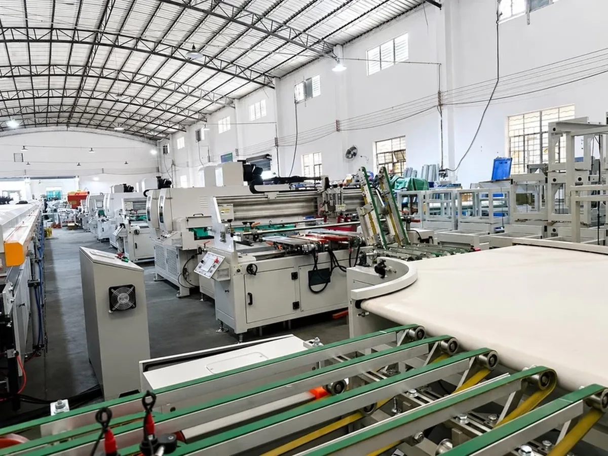 Glass handling conveyor and printing line assembly