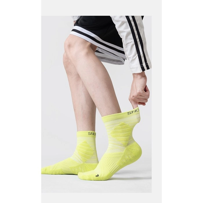 Men's Athletic Sports Socks | Cushioned Performance Crew Socks
