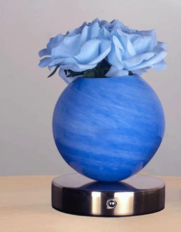 Three Color Three Head Rose Lamp with Planet Glass Pot