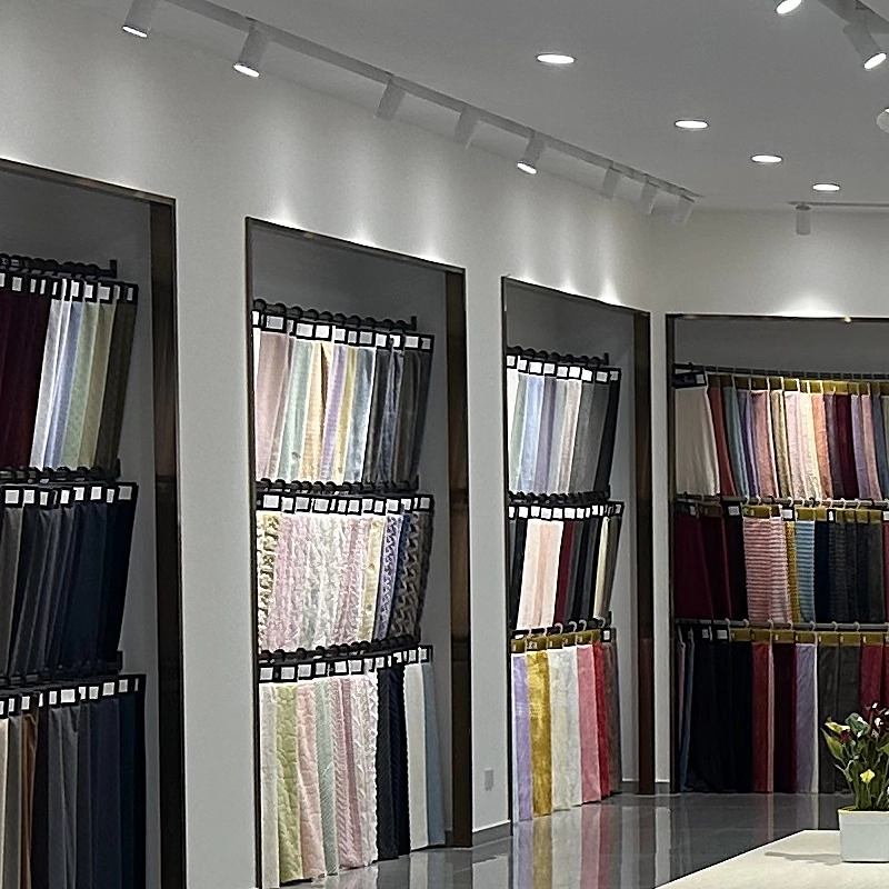 Custom Dyed Arctic Velvet Fabric Solid Color Plush for Volume Production