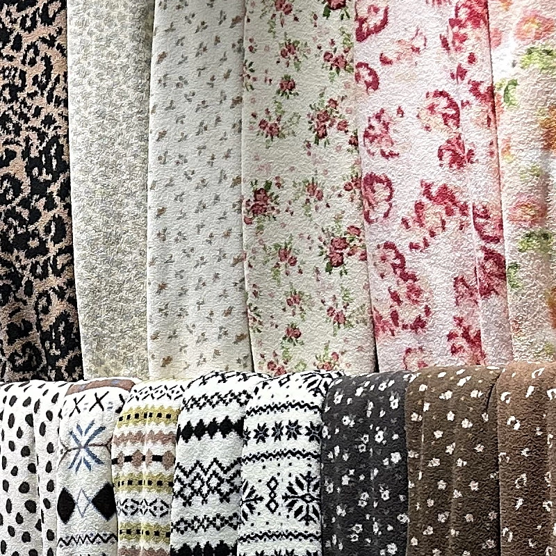 Printed Arctic Velvet Fabric Patterned Plush for Seasonal and Gift Ranges