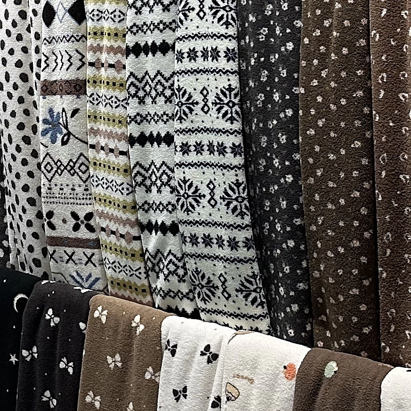 Printed Flannel Fabric Custom Pattern Plush for Novelty and Bedding Lines