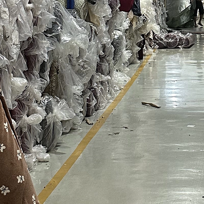 Faux Rabbit Fur Fabric Long Pile Plush for Throws Cushions and Trims