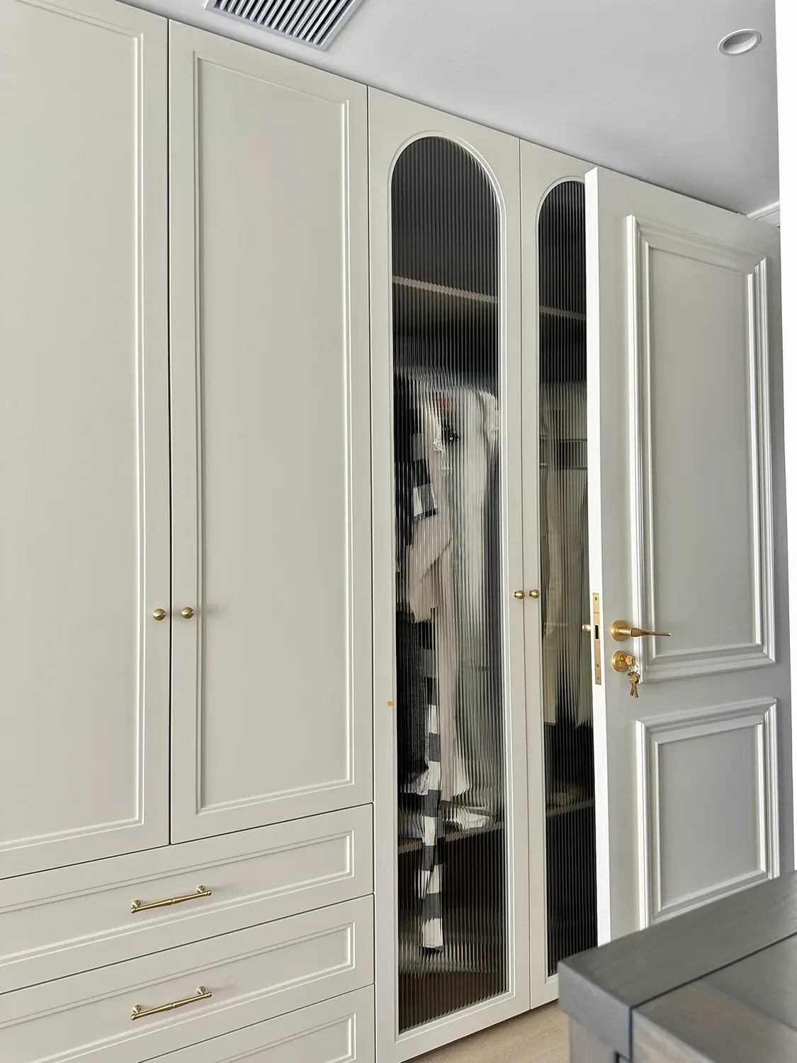 Cream Mirror Wardrobes