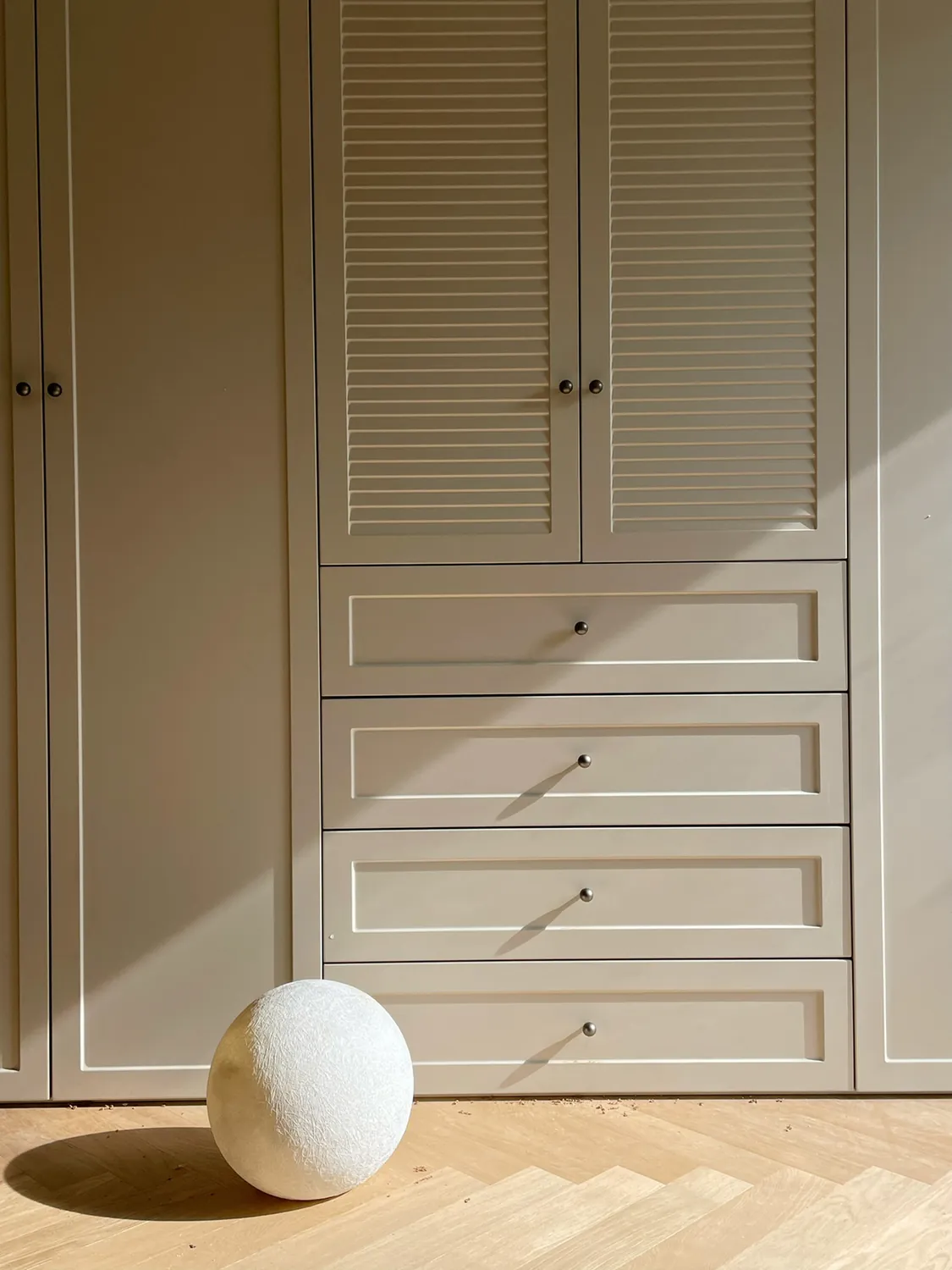 Louvred Corner Wardrobes