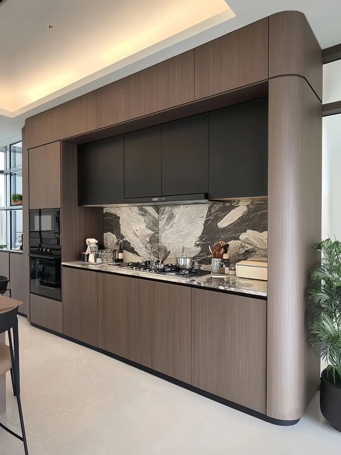 Rounded Woodgrain Display Display & Sideboard Cabinets