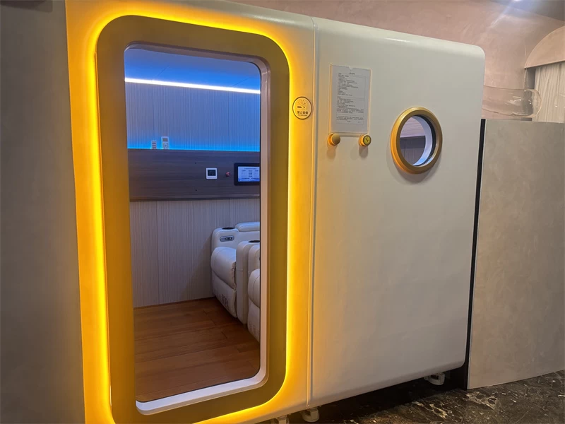Mild Hyperbaric Oxygen Chamber